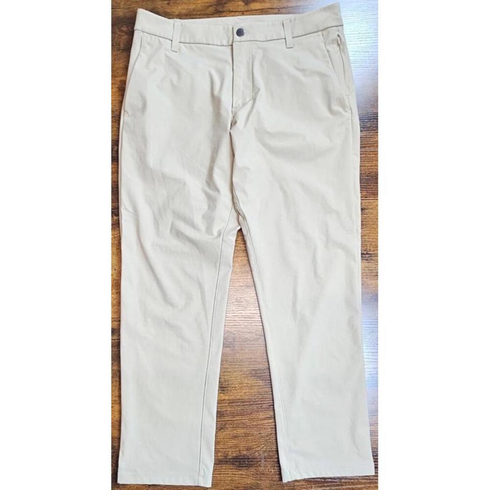 Lululemon Commission Relaxed Tapered Golf Beige Pants Size 32X27